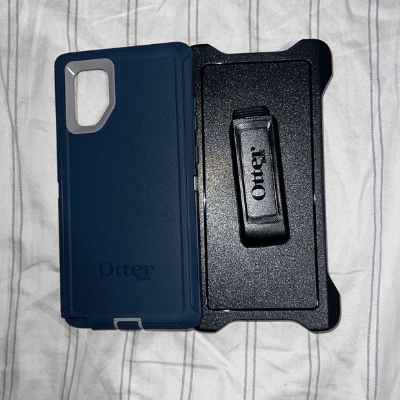 Otterbox Defender for Samsung Galaxy Note10+ Brand New - Picture 1 of 2